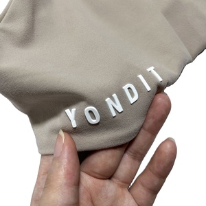 Tùy chỉnh in 3D Emboss TPU Silicone truyền nhiệt nhãn sắt-on silicon các bản vá lỗi laser cắt sản xuất in 3D cắt laser - Product Image 1