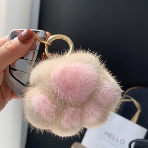 Portachiavi in Finta Pelliccia a Forma di <span class=keywords><strong>Zampa</strong></span> d'Orso, Ciondolo per Auto e Borse, Design Lussuoso e Kawaii, Morbido Peluche a Forma di <span class=keywords><strong>Zampa</strong></span> di Tigre o Gatto - Product Image 6