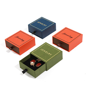 Caja de Joyería para Collares, Elegante Caja para Anillos, Cajas Hechas a Mano para Empacar Joyas - Product Image 1