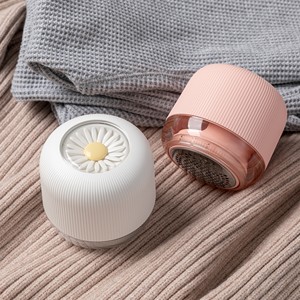 Hot Selling 2026 Rechargeable USB Electric Lint Remover Fabric <b>Shaver</b> Clothes Household Hotel Travel Car RV Garage Plastic - Product Image 1