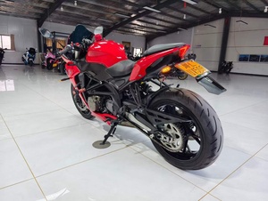 Moto Super Sport QJMOTOR SRK600 Sword Edition 600cc, refroidissement liquide, quatre cylindres en ligne, suspension ABS - Product Image 6
