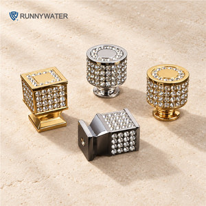 Wholesale Luxury Gold Pull <strong>Knobs</strong> Zinc Alloy Metal Crystal <strong>Door</strong> Handle For Kitchen Cabinets VT-01.232 - Product Image 2