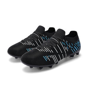Chaussures de football à crampons directes d'usine pour une meilleure adhérence, en cuir large sans lacets, idéales pour les sports d'été et d'hiver - Product Image 6