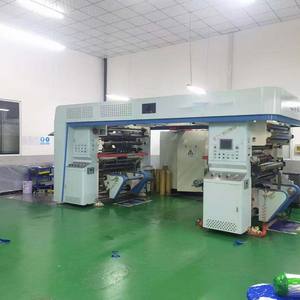 Machine de laminage thermique et à <span class=keywords><strong>base</strong></span> d'eau de film mc sans solvant d'<span class=keywords><strong>occasion</strong></span> - Product Image 3