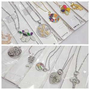 Collar de Acero Inoxidable con Letras y Animales, con Circonitas Mixtas, Joyería de Moda para Mujer, Venta al por Mayor 2025 - Product Image 6