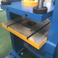 Presse hydraulique de petite taille à portique électrique/manuelle série YM-63T