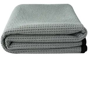 Waffle Weave Gray Car Detailing Towel Custom Logo 70x100cm Microfiber Polyester Cleaning Cloth