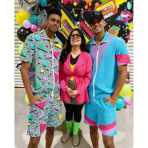 ชุดเซ็ตแทรคสูทผู้ชายสไตล์เรโทรยุค 80 แบบ 2 ชิ้น สีสันตัดกัน เสื้อแจ็คเก็ตแขนสั้นและกางเกงขาสั้น แห้งเร็ว สไตล์วินเทจ เหมาะสำหรับงานปาร์ตี้ - Product Image 3