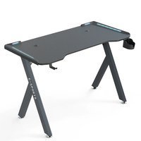 Table de jeu Wquantum Black 256 RGB, design E-Sports avec porte-gobelet, crochet pour casque, bureau de jeu, surface en bois, structure en métal