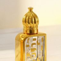 Flacon de parfum de luxe 10 ml, rectangulaire, avec cadre doré, applicateur à bille pour vaporisateur, rechargeable, flacon vintage, cadeau, bouchon à vis, carton