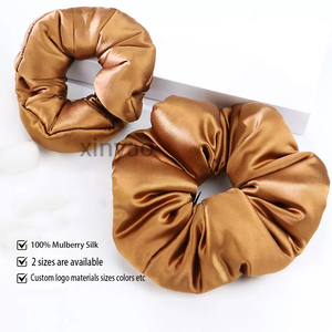 Logo personalizzato 100% <span class=keywords><strong>di</strong></span> seta <span class=keywords><strong>di</strong></span> gelso cuscino per capelli per donne <span class=keywords><strong>ragazza</strong></span> Memory Foam riempimento capelli spessi titolari <span class=keywords><strong>di</strong></span> coda <span class=keywords><strong>di</strong></span> cavallo - Product Image 4