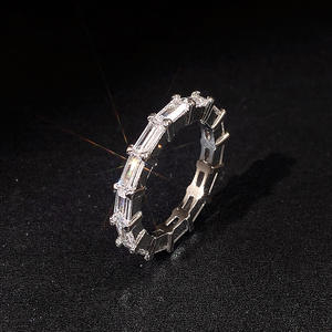 Anello Eternity F1372 da Donna con Zirconia Cubica Sintetica Rotonda, Incastonatura a Canale, Anelli di Fidanzamento alla Moda - Product Image 2