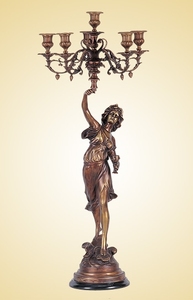 Une pièce de candélabre <span class=keywords><strong>en</strong></span> laiton <span class=keywords><strong>doré</strong></span> à l'or fin de style europé<span class=keywords><strong>en</strong></span>, à 5 bras, avec figurines de nymphes, pour la décoration intérieure et la religion - Product Image 2