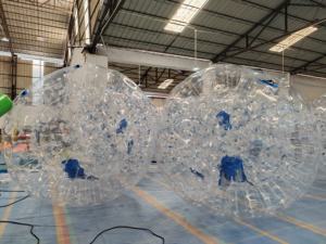 Boules <span class=keywords><strong>de</strong></span> pelouse gonflables en PVC transparentes directes en usine, adaptées aux jeux roulants sur les champs <span class=keywords><strong>de</strong></span> neige extérieurs et les stations <span class=keywords><strong>de</strong></span> <span class=keywords><strong>ski</strong></span>. - Product Image 4