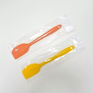 Small One-Piece All-in-One <b>Silicone</b> Spatula for Home Kitchen Cake <b>Baking</b> Utensils Cream Butter Scraper OEM ODM Mixing - Product Image 3