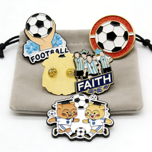 Badges de revers personnalisés en alliage de zinc, souvenirs de football, fabrication de pin's en émail souple ou dur - Product Image 2