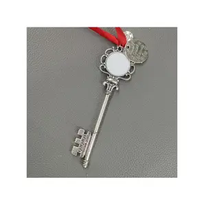 Hot sale key chain Christmas decoration high quality alloy key