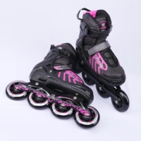 Patins à roulettes de vitesse en ligne classiques et populaires pour l'extérieur avec roulements ABEC-7, châssis en aluminium et roues en PU lumineuses