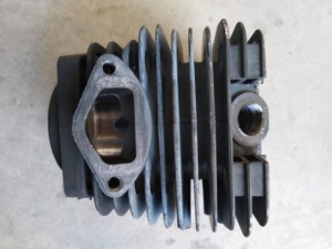 ชุดกระบอกสูบใบเลื่อยทองเหลืองสำหรับ58CC 5800 2.4KW เครื่องยนต์1E58F 2จังหวะ - Product Image 1