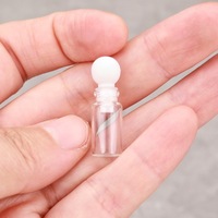 Flacon compte-gouttes en verre personnalisé de 0,5 ml, 1 ml, 2 ml, 3 ml pour huiles essentielles, parfums et mini-échantillons de sérum avec applicateur à bille