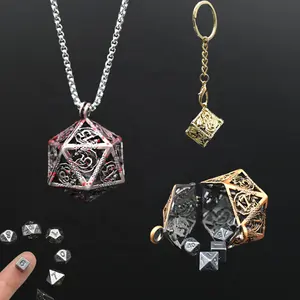 Dados de metal con cadena, 3 colores disponibles, decoración de mazmorras y dragones D20, novedad