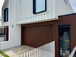 <span class=keywords><strong>Porte</strong></span> de <span class=keywords><strong>garage</strong></span> électrique à enroulement <span class=keywords><strong>automatique</strong></span>, design artisanal en acier inoxydable, prévention des incendies, villa personnalisée, antivol, télécommande <span class=keywords><strong>automatique</strong></span> - Product Image 2