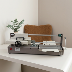 Macchina per Rilegatura a Colla Termofusibile A4 Manuale, Struttura in Metallo, Design Pieghevole per Piccoli Uffici - Product Image 1