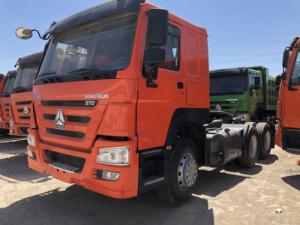 Camión Tractor Usado Sinotruk Euro2 Diésel 6X4 con Volante a la Izquierda, HOWO de 10 Ruedas, Capacidad de Carga de 21-30T, 371hp, Cámara Trasera de 360° - Product Image 3