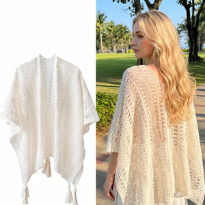 Chal de punto de ganchillo calado blanco estilo étnico bohemio para vacaciones en resort playero - Product Image 1