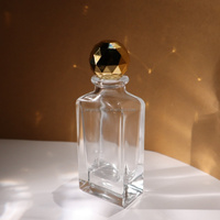 Étiquettes personnalisées, flacon de parfum en verre rectangulaire de 50 ml avec pulvérisateur de luxe, huile à ongles, estampage à chaud, diffuseur de parfum, emballage en carton
