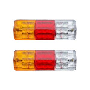 ชุดไฟท้าย LED สำหรับรถสามล้อไฟฟ้า <span class=keywords><strong>Boji</strong></span> 12V เลนส์ใส พร้อมไฟเลี้ยว ไฟเบรก ไฟถอยหลัง ความสว่าง 1200 ลูเมนส์ 6000K - Product Image 1