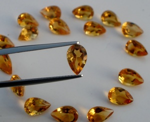 พลอยซิทรินทรงลูกแพร์เจียระไนแบบเหลี่ยมธรรมชาติ ขนาด 9x6 มม. สีเหลือง 1.5 กะรัต เรืองแสง สำหรับทำเครื่องประดับ - Product Image 4