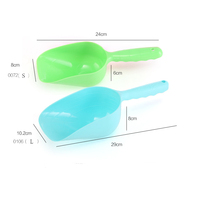2021 Blanc de haute Qualité Chien Chat Alimentation Cuillère Pelle En Plastique Pour Animaux De Compagnie Scoop
