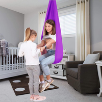 Balançoire thérapeutique pour enfants personnalisée, légère, portable, design moderne, pliable, hamac de yoga pour utilisation en extérieur dans les parcs