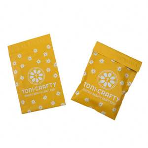 Sac d'emballage de courrier avec impression personnalisée en jaune, enveloppe d'expédition recyclée en couleur pleine, envoi express, affranchissement pour vêtements - Product Image 3