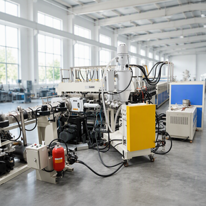 Ligne de production de panneaux creux en plastique PC, extrudeuse de feuilles ondulées en <span class=keywords><strong>polycarbonate</strong></span>, machine de fabrication de plaques grillagées creuses en PC - Product Image 2