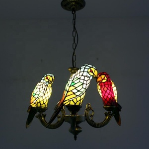 Lámparas Colgantes LongHuiJing con Forma de Loro, 3 Cabezas, Multicolor, Iluminación Colgante Tipo Domo, Estilo Tiffany Rústico, Vidrio Emplomado - Product Image 3