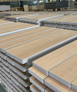 Suministro a granel de fábrica: Suelo SPC de 5 mm de bajo costo, resistente al agua, con sistema de clic, para proyectos comerciales. - Product Image 2