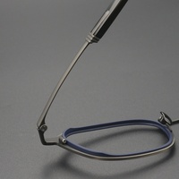 Monture de lunettes vintage en titane pur pour homme, finition mate, design à monture complète, embouts de branches en corne de buffle véritable, esthétique haut de gamme pour adultes