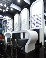 Vitrine d'exposition de lunettes de soleil optiques en promotion avec éclairage LED pour magasins de détail - Design moderne et tendance