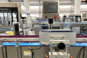 Etiquetadora adhesiva automática de botellas de vino de Ron Vodka <span class=keywords><strong>Wishky</strong></span> a buen precio - Product Image 6