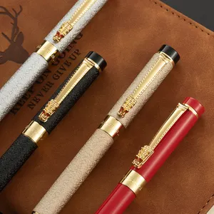 नए आगमन सुरुचिपूर्ण डिजाइन कार्यकारी लक्जरी फव्वारे पेन लड़कियों के लिए धातु उत्कीर्णीय पेन