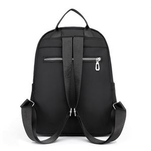 Muestra gratuita 2023, mochila coreana de diseño al por mayor, popular, con remaches amarillos, mini, moderna, para chicas. - Product Image 6