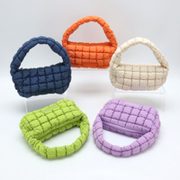Tas Tote Puffer Custom OEM ODM Wanita, Tas Selempang Quilted Puffy, Tas Fashion Ringan Berlapis, Grosir