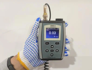 KM VIB05 Tragbares Digitales Vibrometer mit 1 Jahr Garantie 5% Genauigkeit - Product Image 3