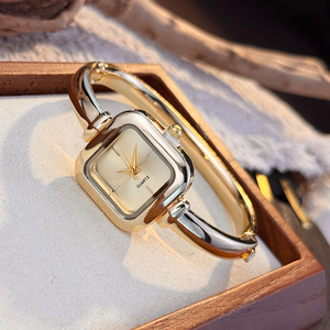 Elegante Orologio da Polso da Donna con Bracciale, Quadrante Quadrato Raffinato, Movimento al Quarzo, Stile <span class=keywords><strong>Vintage</strong></span>, Cinturino a Bracciale (WA435) - Product Image 5