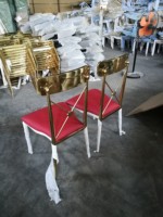 Chaise de mariage élégante et luxueuse, chaise de salle à manger moderne en acier inoxydable doré, dossier croisé, chaises de mariage pour événements