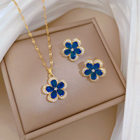 Ensemble de bijoux assortis pour femmes, délicat, à cinq feuilles de fleurs, entièrement incrusté de micro-zircons, accessoires de banquet en acier inoxydable