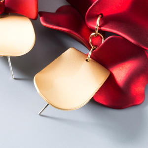 Boucles d'oreilles pampilles, bijou Vintage élégant motif pétale de Rose rouge, fleur de mariage, pour femmes, - Product Image 5