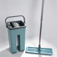 Ensemble serpillière plate et seau pour la maison avec tête de serpillière en microfibre, essorage automatique, manche télescopique en acier inoxydable et panier à roulettes pour l'essorage